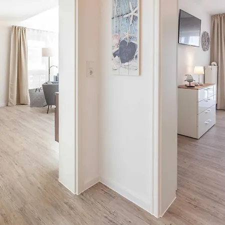 Pier25 N_2 _ Strandidyll * Binz